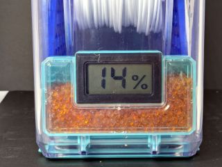 PolyDryer Humidity: Meter vs. Indicator Cards vs. Adsorption