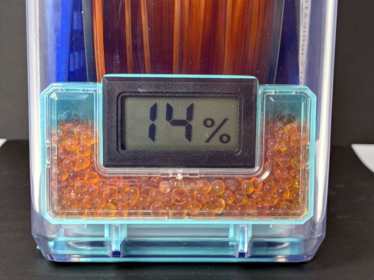 Polydryer Humidity: February