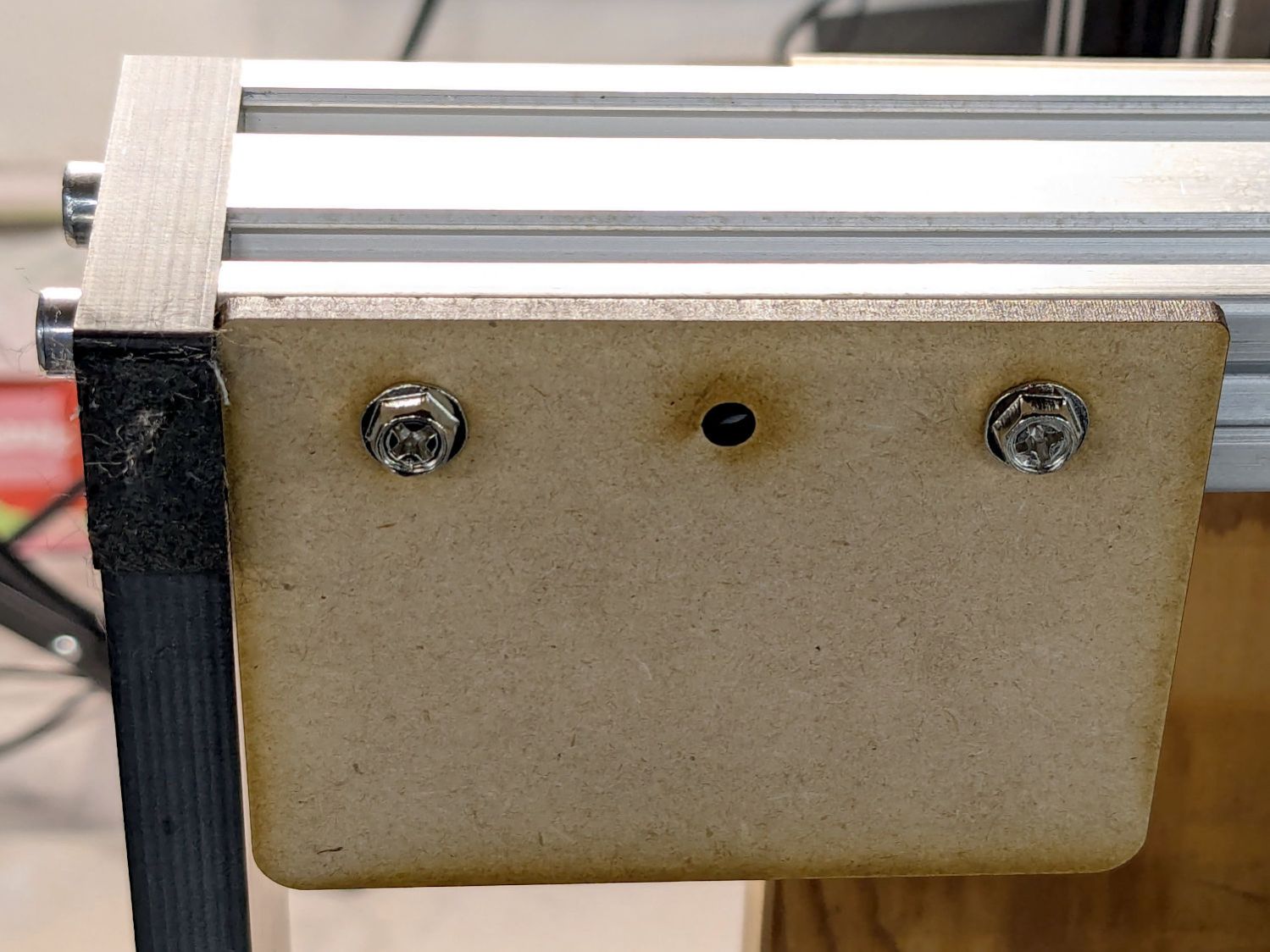 3018XL - foam foot pad bracket