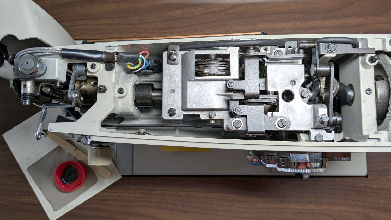 Kenmore 158 - COB LED wire routing