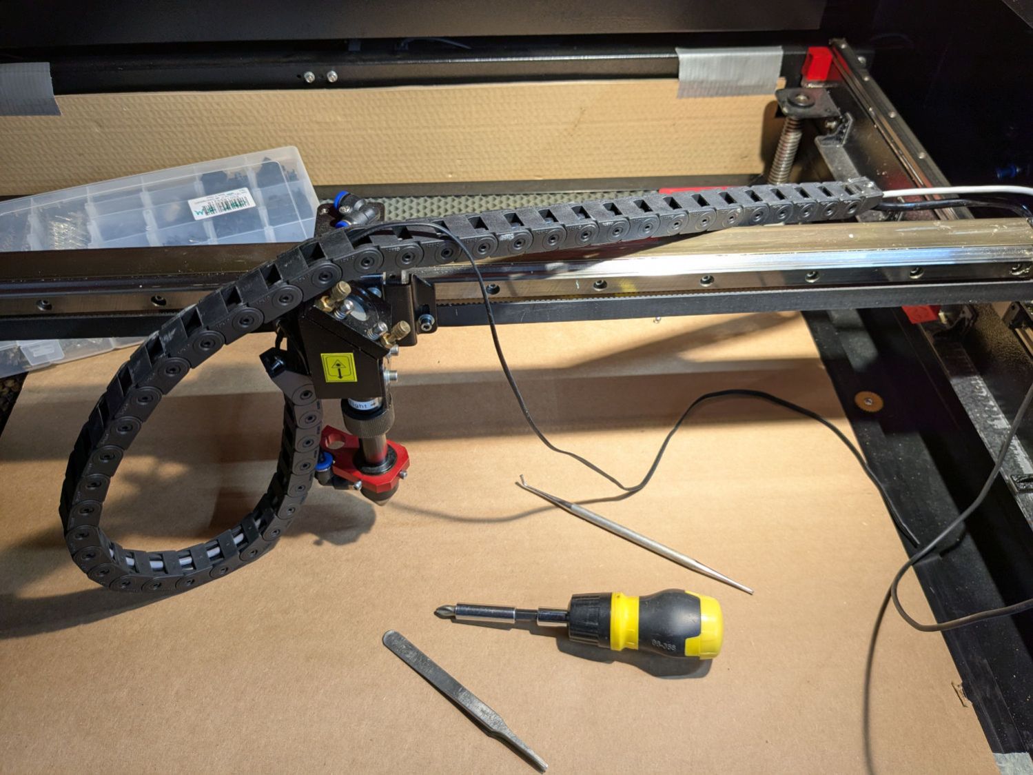 OMTech focus pen - X axis drag chain unmounted