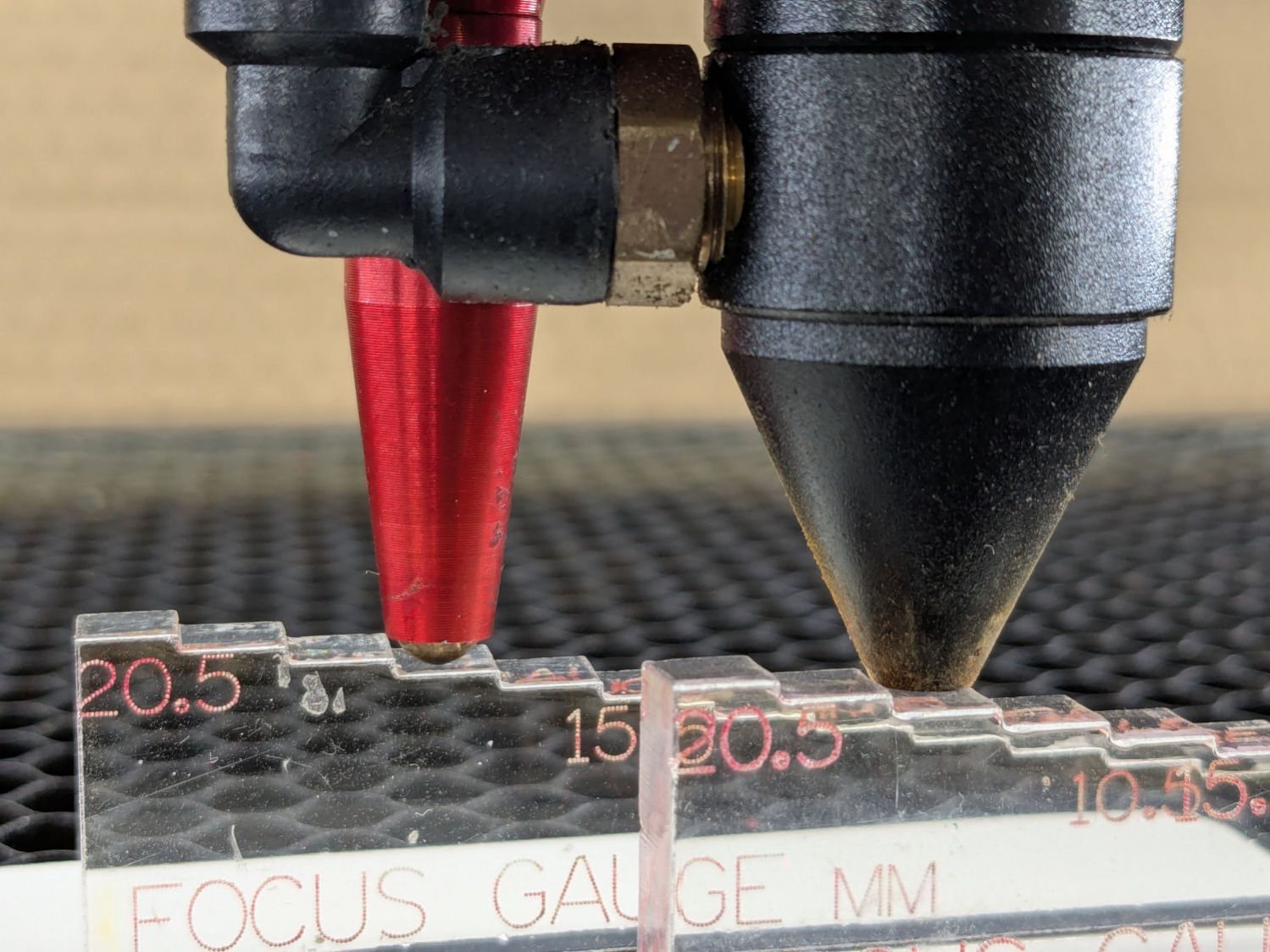 OMTech focus pen - tripped vs nozzle