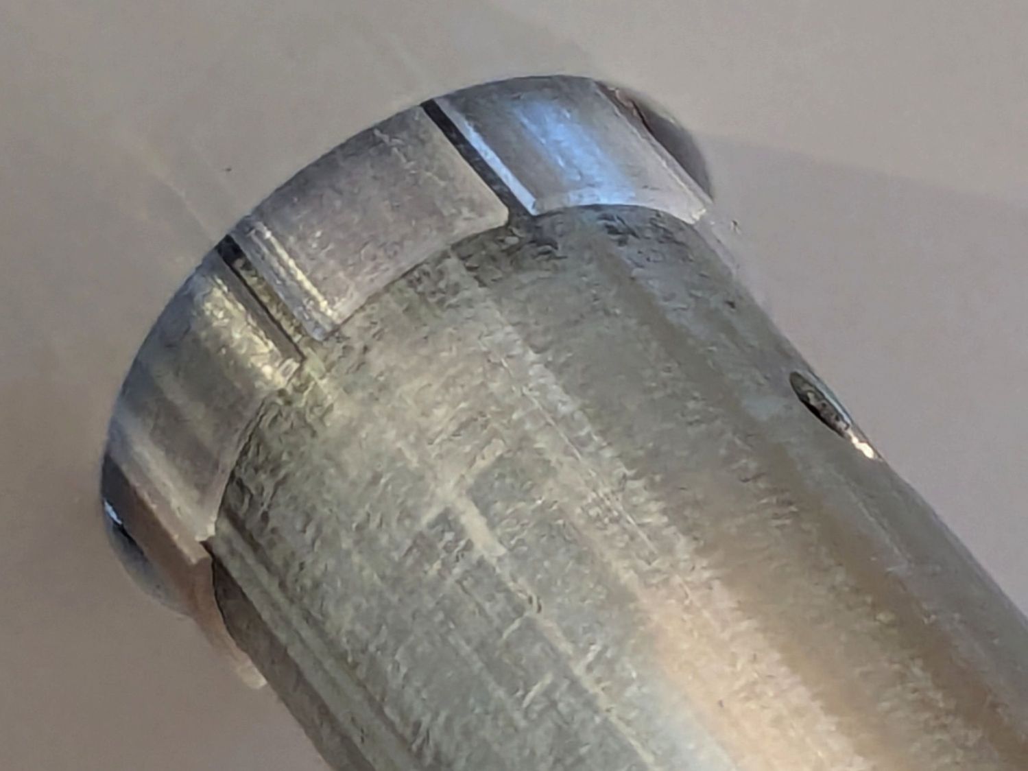 HQ Sixteen rod - left inner