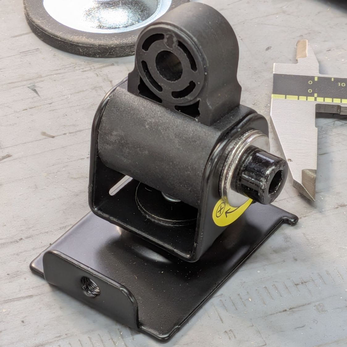 Monitor tilt adjustment - tweaked