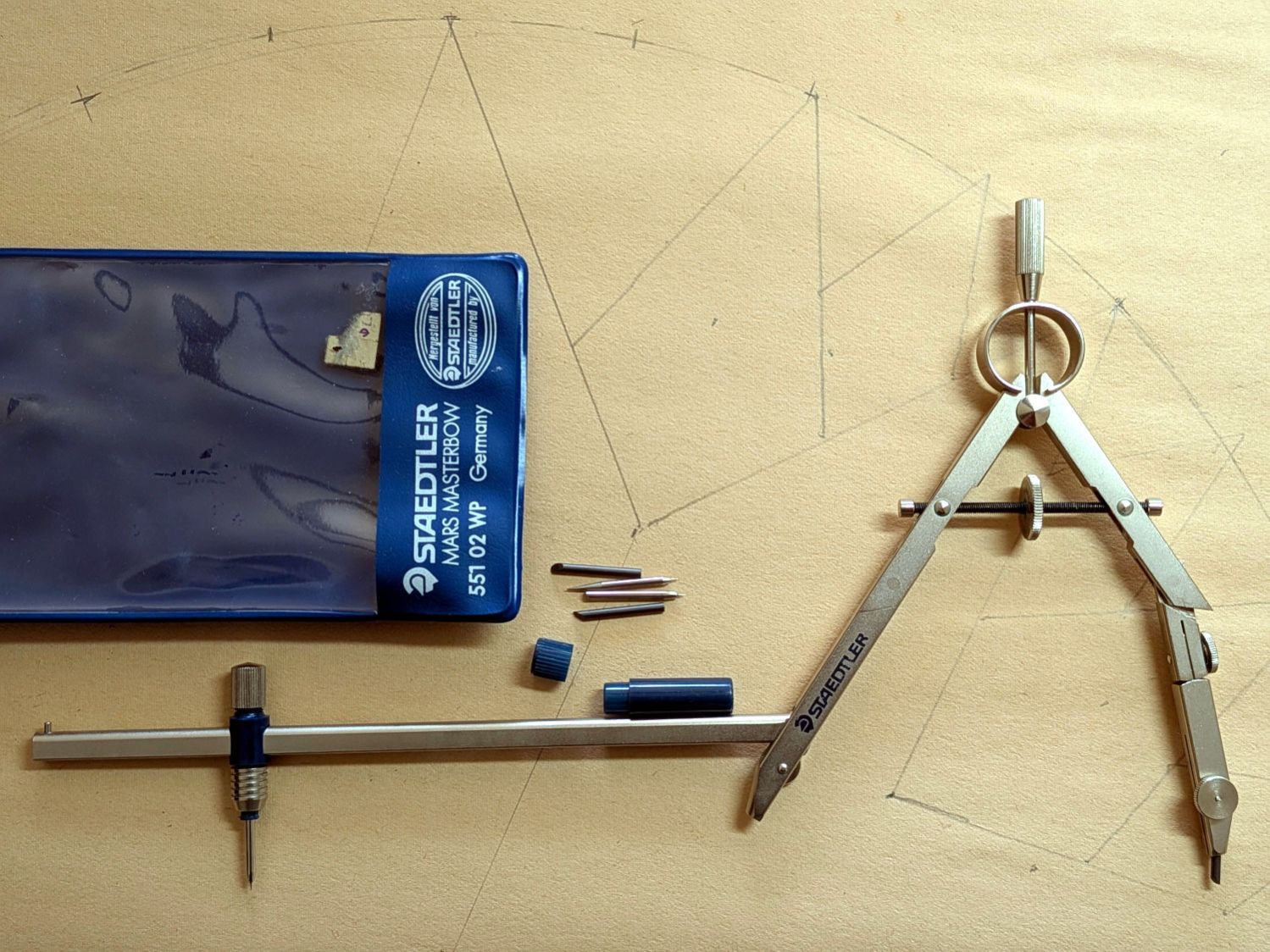 Staedtler Masterbow - 551 02 WP assembled