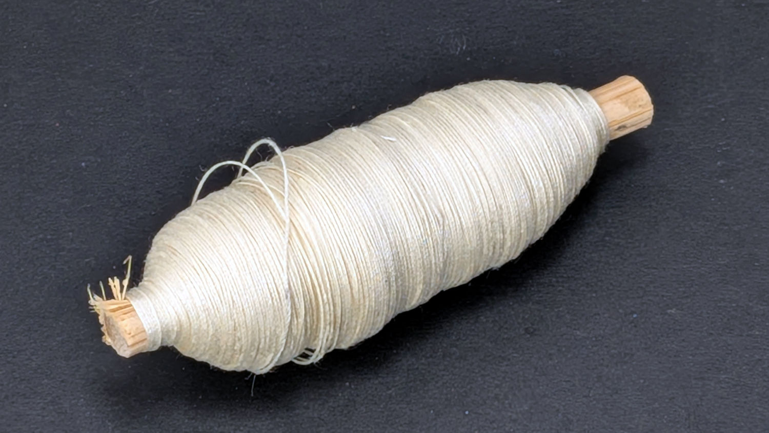 HQ Sixteen bobbin unwind adapter - thread cocoon