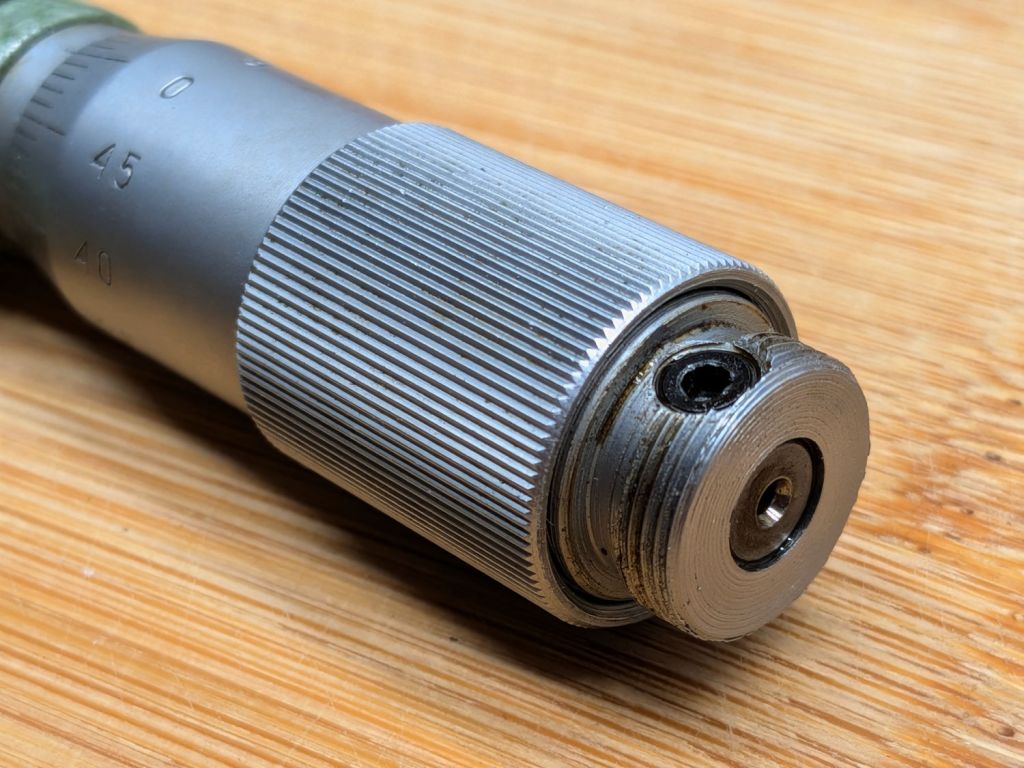 Metric Micrometer: Percussive&nbsp;Adjustment