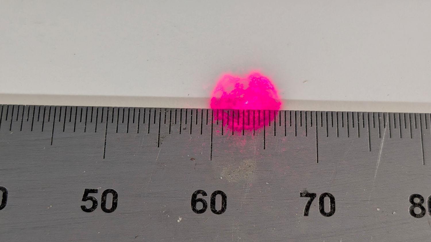 Sherline laser aligner - defocused spot - on scale