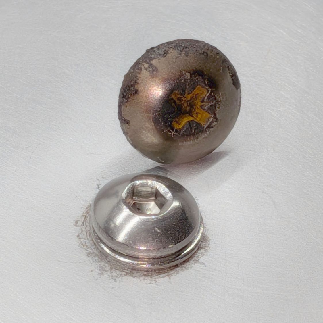 Canning pot lid knob - OEM vs new screw