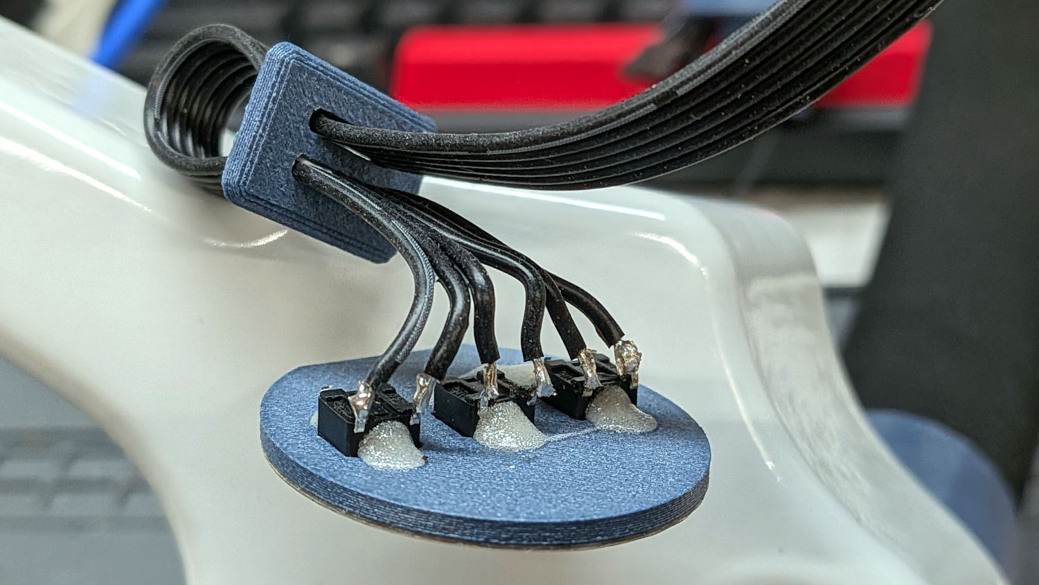 HQ Sixteen grip cap - wiring
