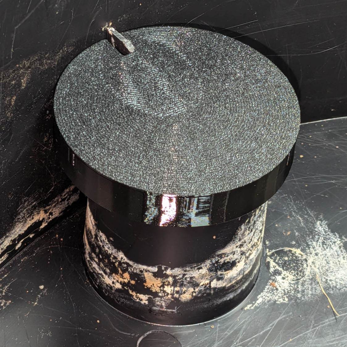 Worm Bin Vent Cover - installed